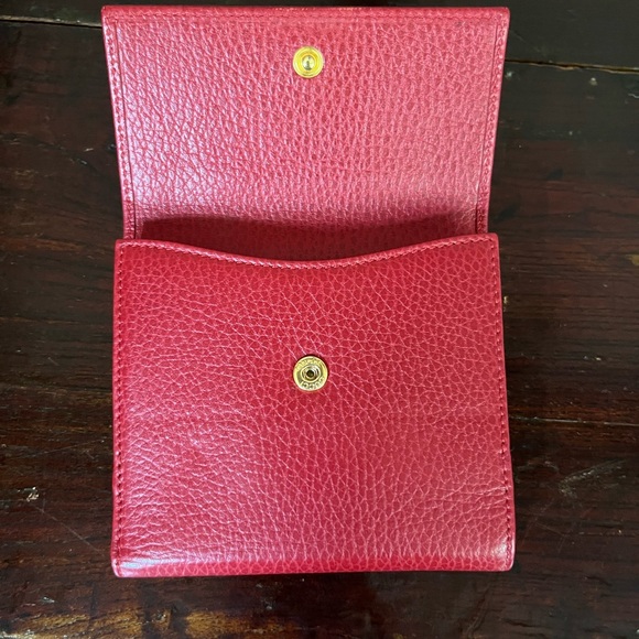 Gucci GG Compact Wallet in Red Grain Leather 456122 496334 MINT Condition - Picture 11 of 11